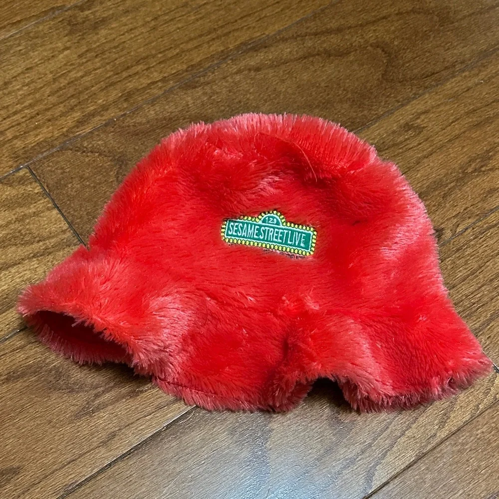 Sesame Street Live Red Elmo Fuzzy bucket Hat - Picture 8 of 8